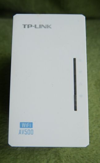 TP-Link AV500 WiFi Range Extender 300Mbps Universal Booster Repeater Wall Plug