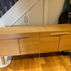 sideboard