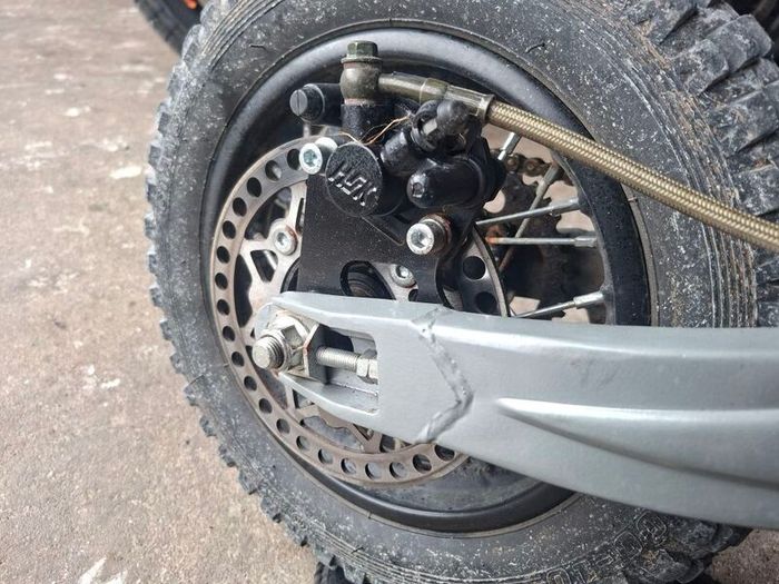 Stomp 110cc Dirtbike / Pitbike
