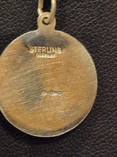 Vintage sterling silver pendant with enamel