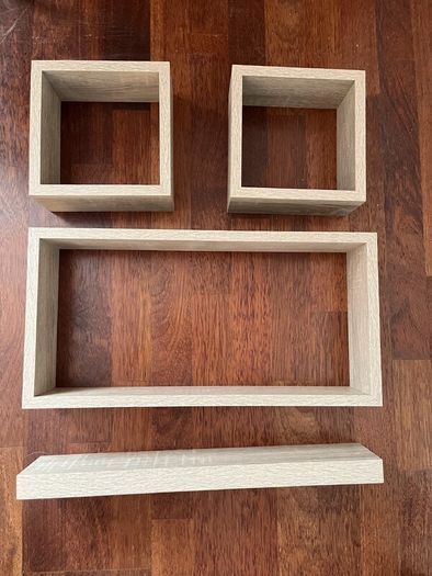 Set of 4 Floating Wall Shelves Light Oak Effect - Greystones
