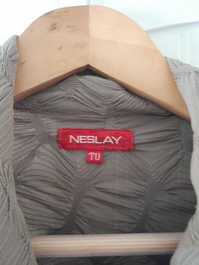 Neslay Jacket