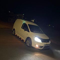 Volkswagen Caddy 2011