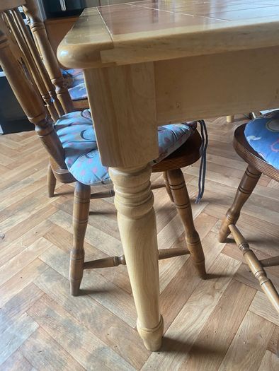 table / chairs