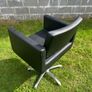 Styling/barber chair Image 2
