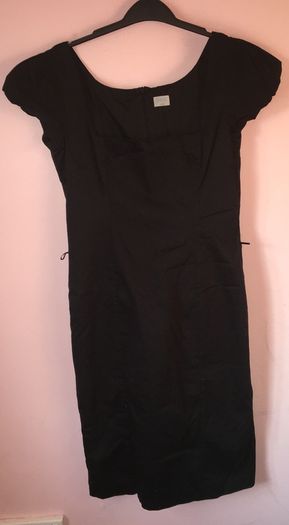 Size 14 Oasis Black fitted dress with loops for belt