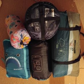 4-person tent, 4x sleeping bags