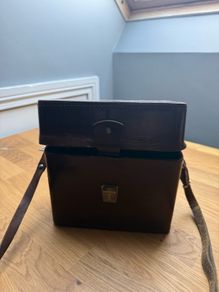 leather vintage camera bag