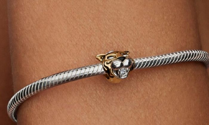 Pandora Disney Princess Jasmine Rajah Lab-grown Diamond Charm New