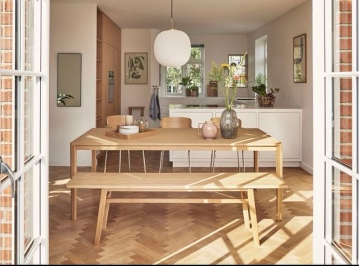 Oak dining table & bench - 8 seater