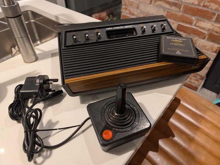 Lovely condition Recapped Atari 2600 Bundle with Outlaw game #441