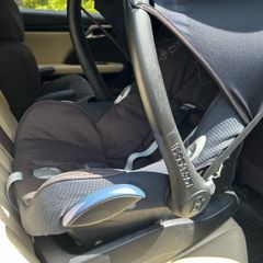 Car seat & 2 isofix bases