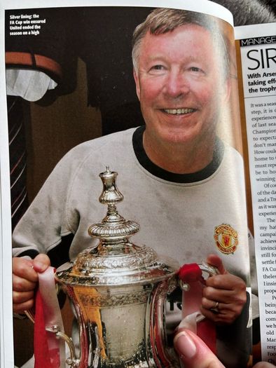 Manchester United Official Members' Yearbook 2003/04
