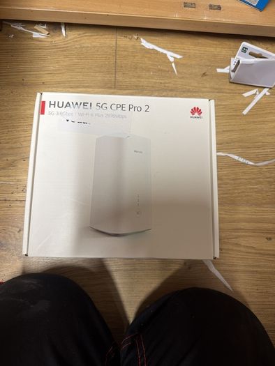 5g router Huawei. Unlocked to all networks