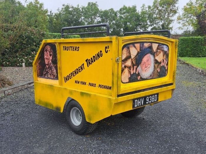 Trailer