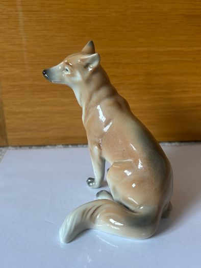 Vintage Metzler and Ortloff German Porcelain Fox Figurine