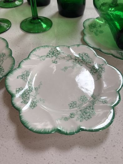12 Pieces - Vintage Luminarc Alsace Mid Century Wine Glasses with Emerald Green Stem, Galbiati Milano Tumblers and Vintage Art Deco Royal Grafton Side Plates