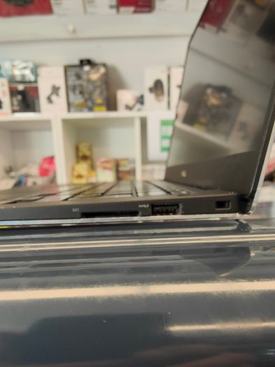 Dell XPS 13 9343 13.3" i5-5300U 2.3GHz 8GB 256GB SSD Windows 11 Pro (Sound Not Working)