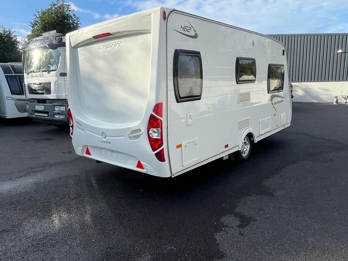 2012 Lunar Quasar 462- 2Berth