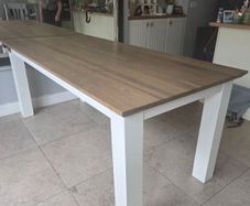 kitchen table and 6 chairs