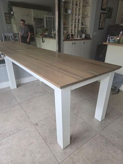 kitchen table and 6 chairs