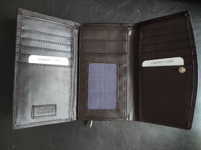 Fine leather wallet purse