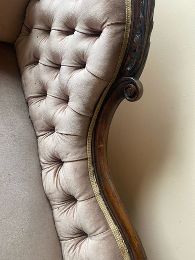 Antique Victorian Mahogany Chaise Lounge / Lougue