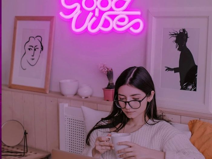 Good Vibes Neon Signs (13" X 7"), Cisteen Led Neon Light Signs with Acrylic Board, Goodvibes Neon Word Light Wall Decor Powered by USB for Bedroom, Makeup Room, Game Room,Bar,Wedding,Party (FREE POSTAGE)
