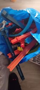 FREE.. Hot wheel tracks