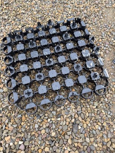 Gravel grid