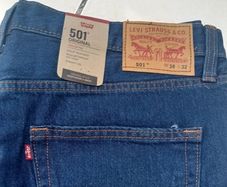 levis