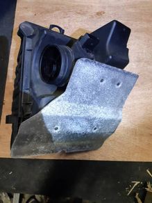 Air filter box with air flow meter a4 b7 2.0tdi