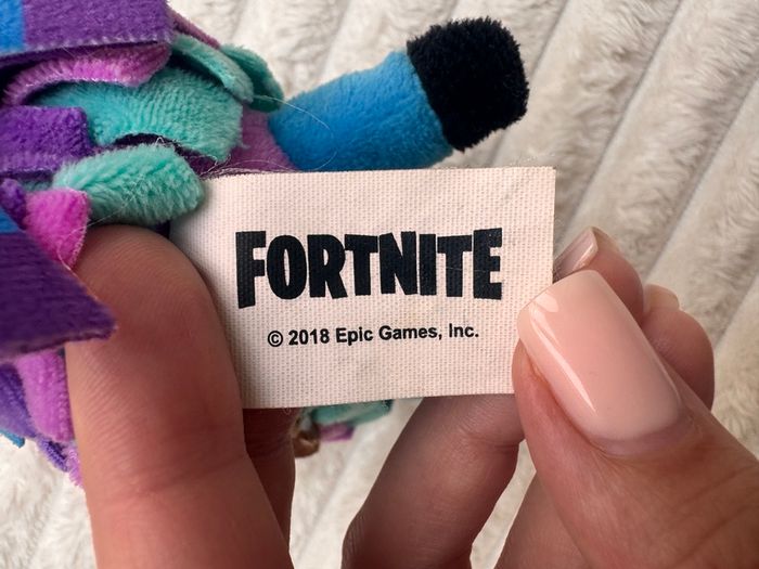 Fortnite Loot Llama Russ Soft Plush Epic Games 2018 Pinata Gaming Lama approx. 18 cm. Used Please see photos