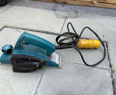 Makita planer