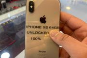 iPhone XS 64GB Unlocked