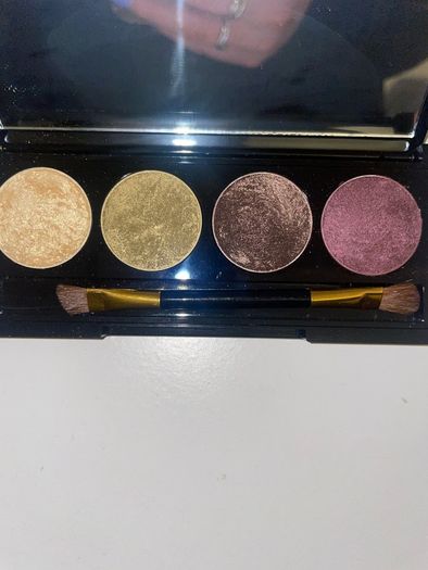 No7 eyeshadow palette