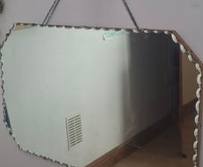 Scalloped edge mirror