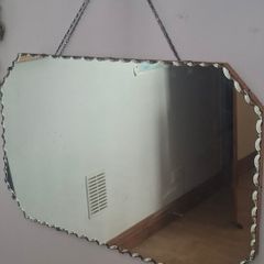 Scalloped edge mirror