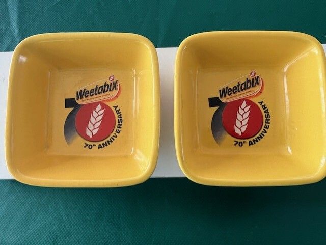 4 x Weetabix 70th Anniversary And 1 x Cornflakes Cereal Bowls. In Excellent Condition Total 6 cereal Bowls