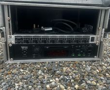 Tascam MD 350 & Powerplay Pro 8 headphone amp with Thon flight case