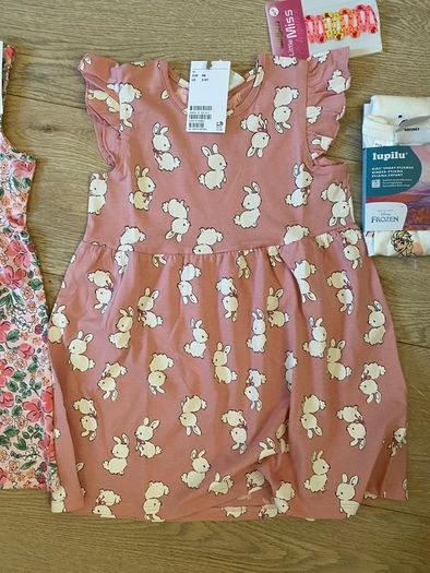 Girls dresses, Frozen pyjamas and hair clips