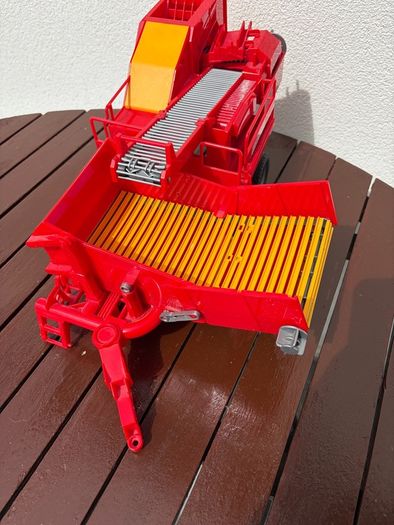 Bruder Grimme SE 75-30 Potato Digger Truck - Model Farm Machinery - Germany