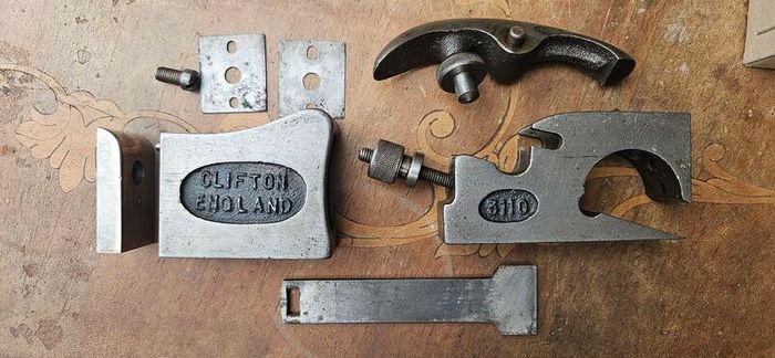 Clifton 3110 3-in-1 plane
