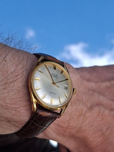 Vintage SWISS Watch AVIA Olympic 17 Jewels Working