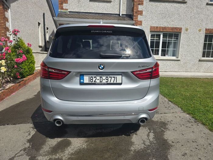 BMW 2-Series 2018 Luxury Model 7seater Automatic