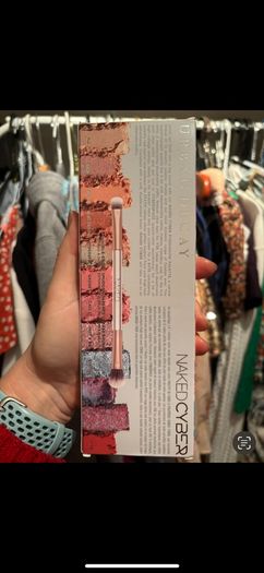 NAKED cyber eye palette