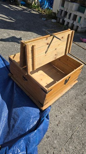 Lockable Coffee Table Chest