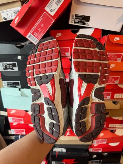 Nike Zoom Vomero 5 Mystic Red FN7778-600
