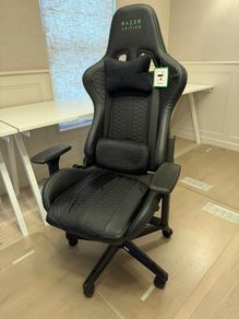 RAZER TAROK Essentials X Gaming Chair - Black