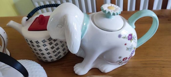 Teapot
